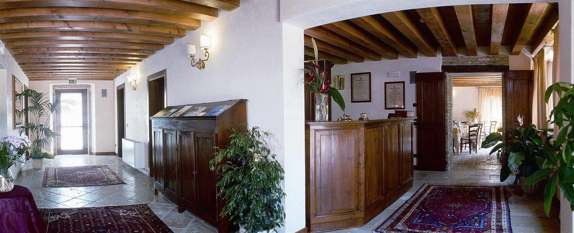 Hotel Villa Dei Carpini Oderzo Buitenkant foto